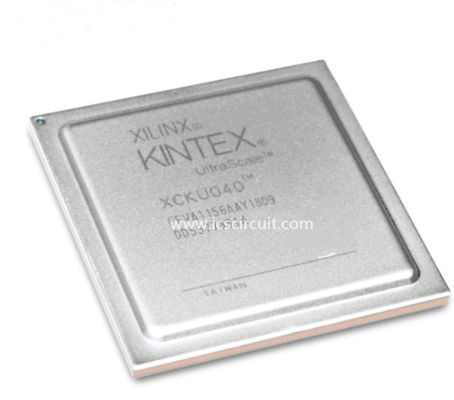 Familles programmables originales RoHS de la puce d'IC/XCS30-4TQG144C Spartiate-XL FPGA