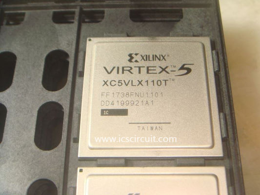 Familles programmables originales RoHS de la puce d'IC/XCS30-4TQG144C Spartiate-XL FPGA